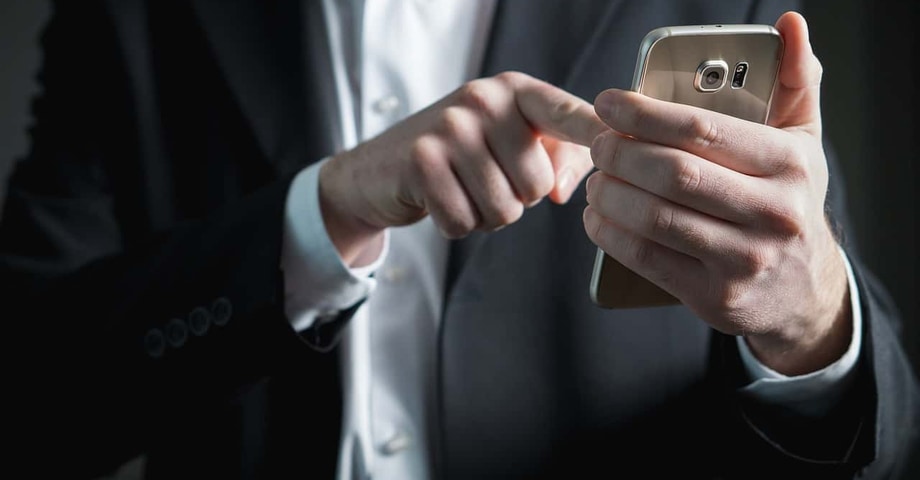 Une permanence téléphonique sans stress : c’est possible (et même recommandé) !