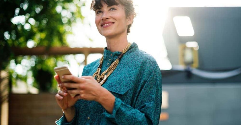 Boîte vocale vs secrétaire virtuelle : l’humain avant tout !