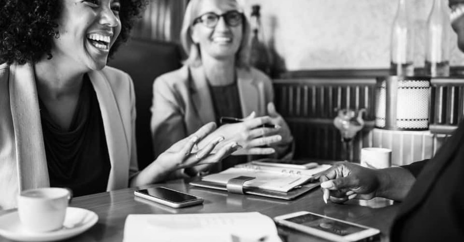 4 conseils pour entretenir de bonnes relations à l’ère du digital