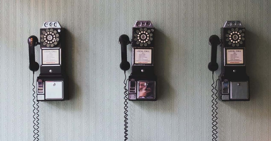 Télésecrétaire vs secrétaire traditionnelle : quelle est la meilleure option pour votre entreprise ?