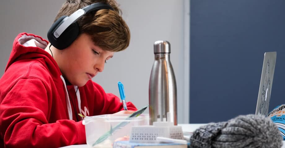 Le télétravail avec des enfants : horaires réguliers et temps de qualité